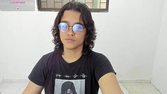 Diane blossom online show from December 2025 07:40:01 PM