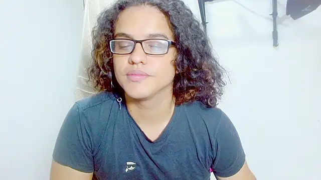 Diane blossom online show from February 2025 05:51:01 PM