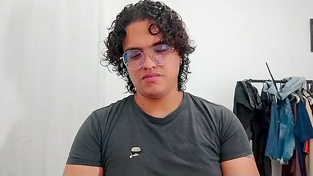 Diane blossom online show from April 2026 12:05:01 AM