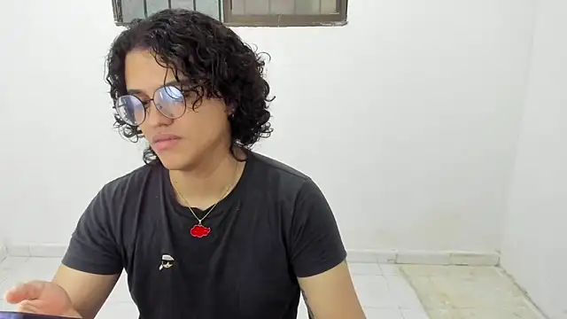 Diane blossom online show from December 2025 05:12:02 PM