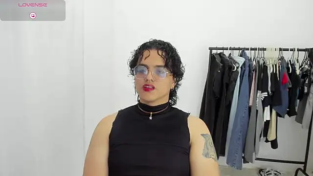 Diane blossom online show from February 2026 10:54:01 PM