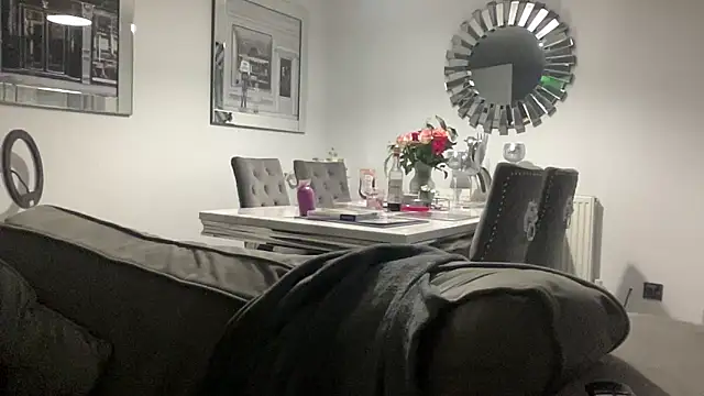 GemaJBusty online show from February 2025 09:53:02 PM