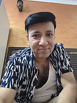 innocentboy1987 online show from June 2026 04:28:02 PM
