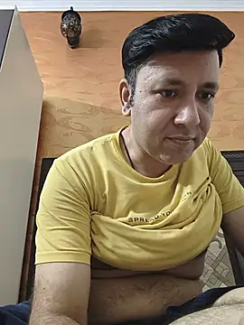 innocentboy1987 online show from June 2026 04:28:01 PM