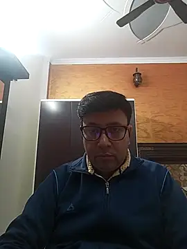 innocentboy1987 online show from November 2025 07:18:02 AM