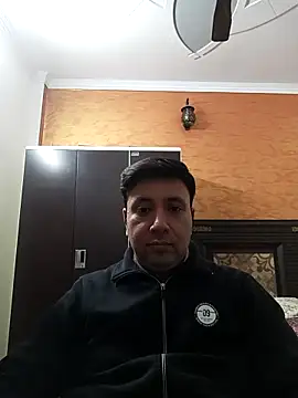 innocentboy1987 online show from November 2025 09:02:01 AM