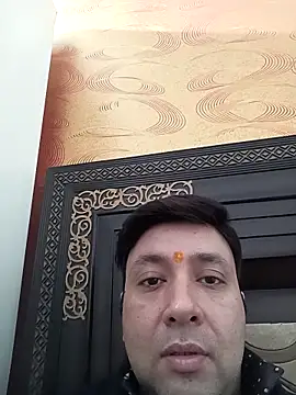 innocentboy1987 online show from November 2025 06:39:01 AM