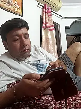 innocentboy1987 online show from September 2025 09:27:02 AM