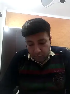 innocentboy1987 online show from December 2025 09:53:01 AM