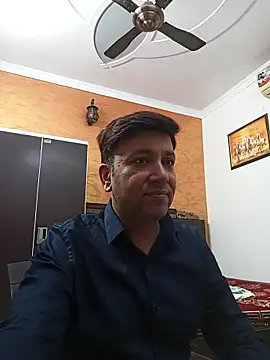 innocentboy1987 online show from November 2025 04:49:01 AM