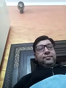 innocentboy1987 online show from February 2025 07:48:02 AM