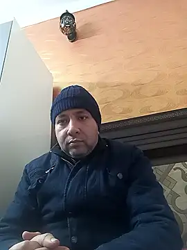 innocentboy1987 online show from January 2026 05:33:02 AM