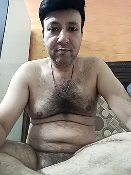 innocentboy1987 online show from May 2026 04:39:01 PM