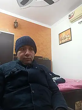 innocentboy1987 online show from January 2026 06:06:01 AM