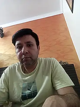 innocentboy1987 online show from March 2026 05:22:01 AM