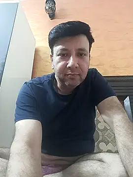 innocentboy1987 online show from May 2026 04:21:02 PM