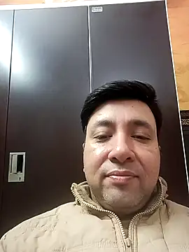 innocentboy1987 online show from February 2026 03:35:02 AM