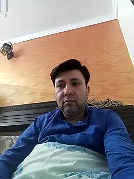 innocentboy1987 online show from April 2026 06:53:01 AM