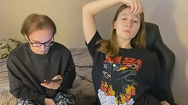 Sabrinaanddaniel online show from November 2025 10:31:01 AM