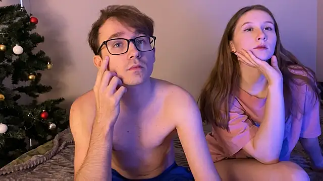 Sabrinaanddaniel online show from January 2026 09:43:02 PM