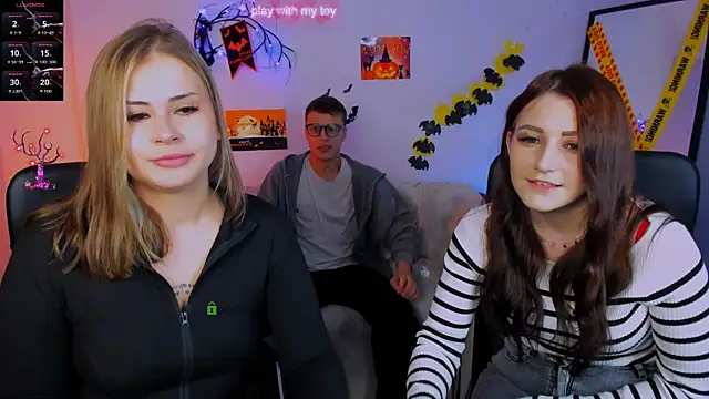 catherine kitty online show from October 2025 08:20:02 PM