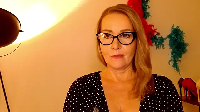 leaxSTAR online show from March 2025 06:20:02 PM