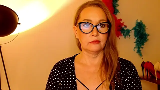 leaxSTAR online show from February 2025 06:03:01 PM