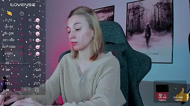 Snapshot of PhilippaAdamas chatting on February 2025 02:40:01 AM PhilippaAdamas online show from February 2025 02:40:01 AM