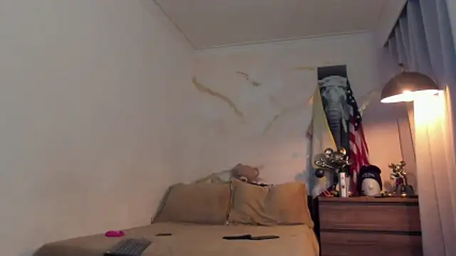 Snapshot of bakersboyssexys chatting on February 2026 02:01:01 AM bakersboyssexys online show from February 2026 02:01:01 AM