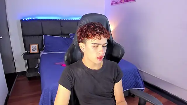 Aiiden 15 online show from November 2025 12:49:02 PM