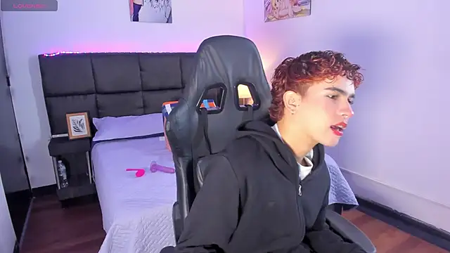 Aiiden 15 online show from November 2025 01:04:02 PM