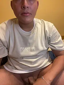 Snapshot of kjccuboy2000 chatting on February 2025 12:17:01 AM kjccuboy2000 online show from February 2025 12:17:01 AM