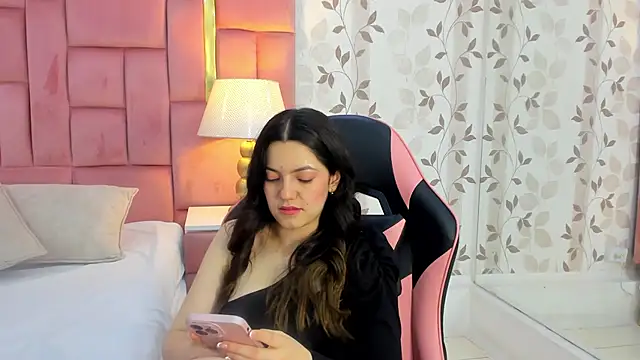ArianaFranco online show from September 2025 12:45:01 PM