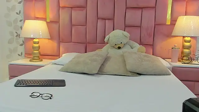 ArianaFranco online show from March 2026 01:10:02 PM