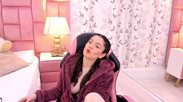 ArianaFranco online show from February 2026 12:26:01 PM