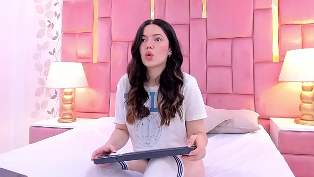ArianaFranco online show from October 2025 12:39:01 PM