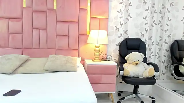 ArianaFranco online show from April 2026 01:13:02 PM