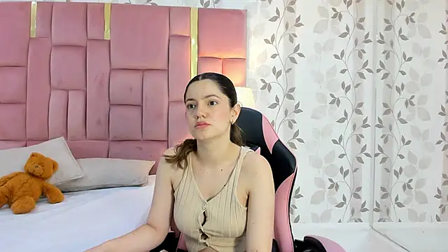 ArianaFranco online show from October 2025 03:35:01 PM