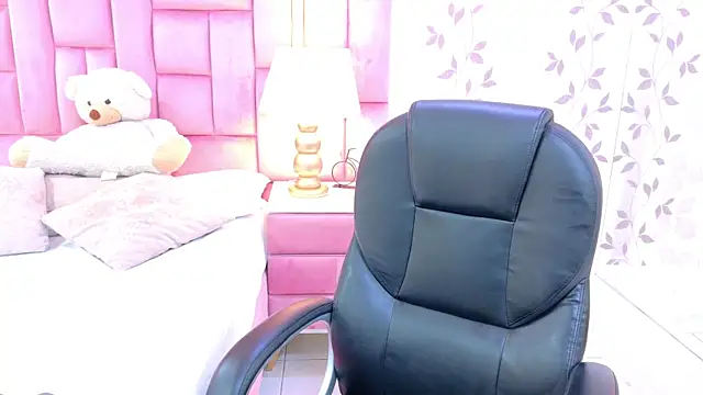 ArianaFranco online show from May 2026 02:10:01 PM