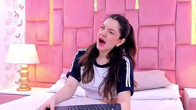 ArianaFranco online show from November 2025 01:49:02 PM