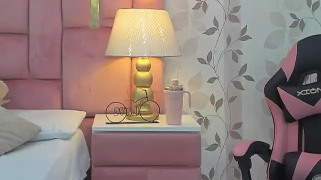 ArianaFranco online show from March 2026 01:44:01 PM