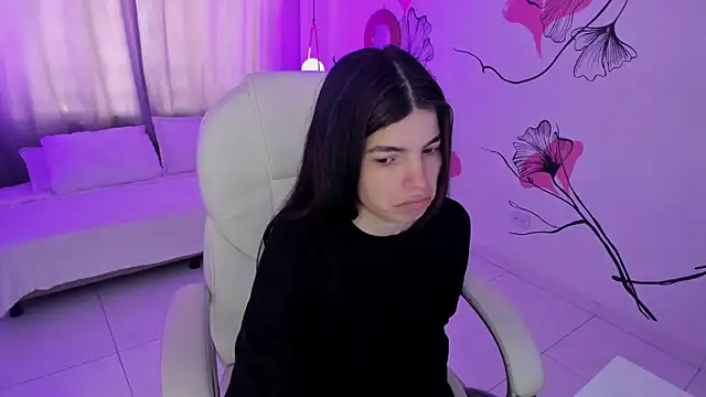 Isabela Fiorelli online show from December 2025 01:17:02 PM