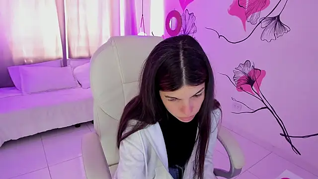 Isabela Fiorelli online show from December 2025 01:13:02 PM