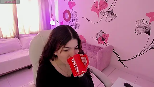 Isabela Fiorelli online show from April 2026 01:15:02 PM