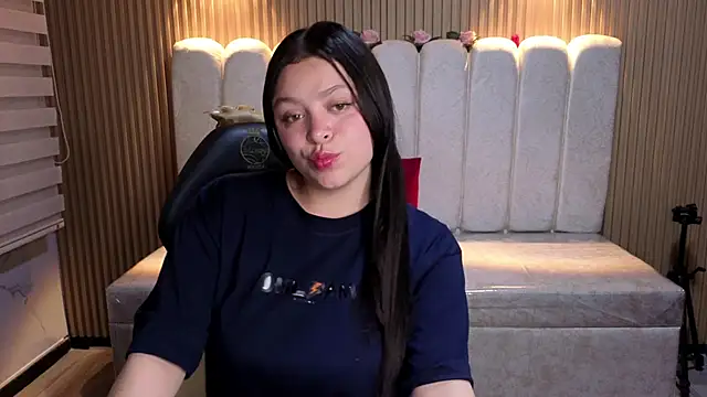 Cute Angell  online show from April 2026 03:02:02 AM