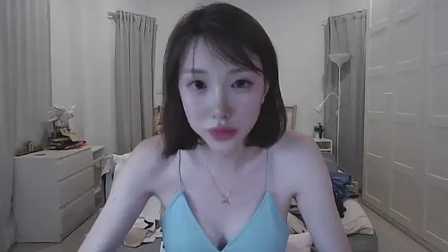 Snapshot of joycemilka chatting on February 2025 01:37:01 PM joycemilka online show from February 2025 01:37:01 PM