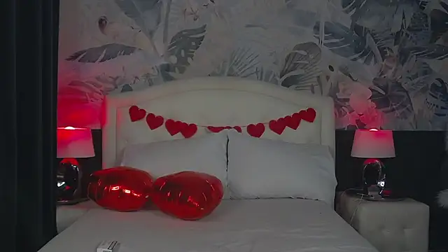 MaeveMoon online show from February 2026 06:28:02 PM