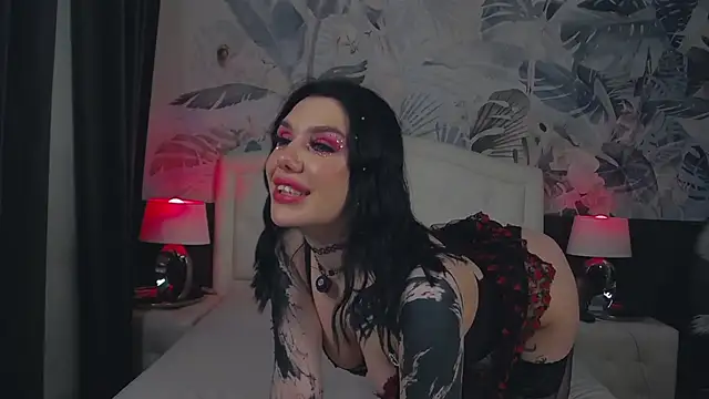 MaeveMoon online show from February 2026 06:43:02 PM