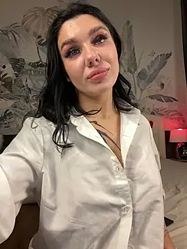 MaeveMoon online show from February 2026 09:19:01 AM