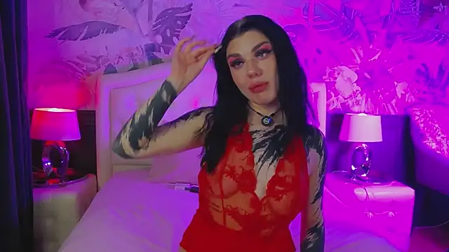 MaeveMoon online show from April 2026 08:37:02 PM
